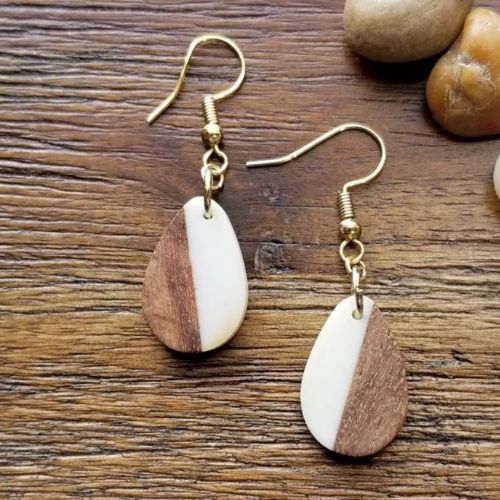 Pendants, Teardrop, Walnut Wood, Resin, White, 22mm - BEADED CREATIONS