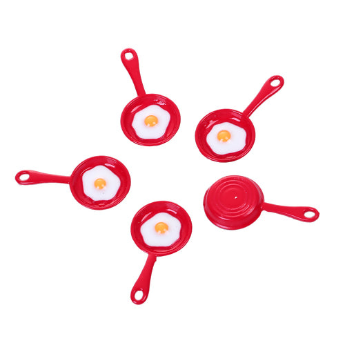 Charms, Utensils, Frying Pan With Egg, Miniature, Red, White, Yellow Painted, Alloy, 28mm - BEADED CREATIONS